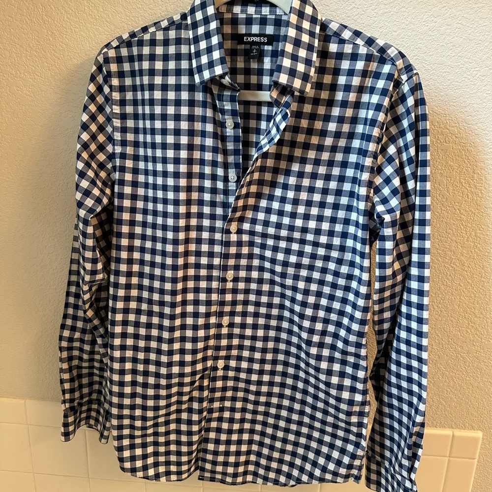 Express Men's Navy and White Plaid Shirt